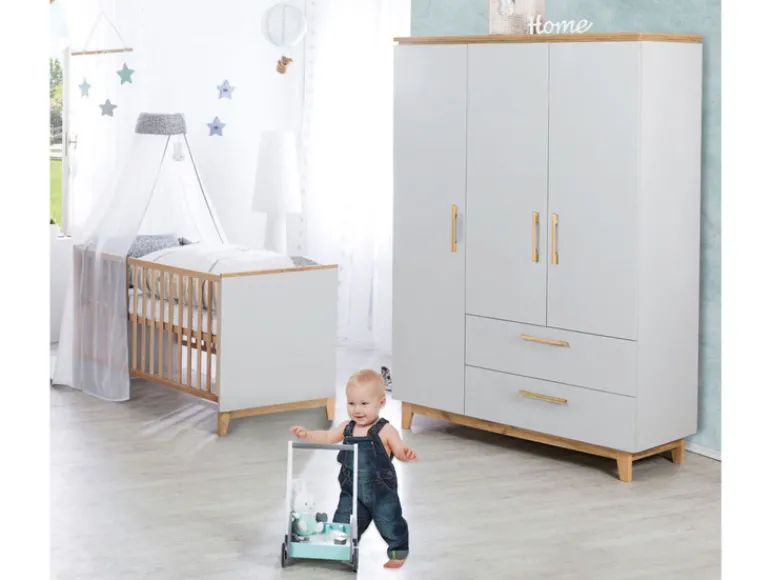 Kledingkast Caro 3-deurs<roba New